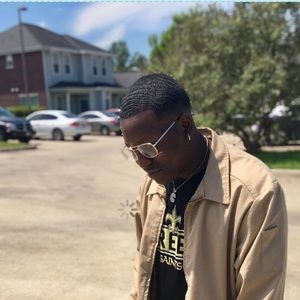 Meet your Posher, Kemoni